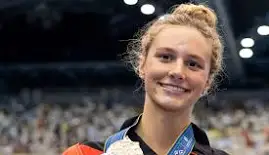 Unflappable Canadian teen Summer McIntosh has 2 Olympic swimming medals and chances for more Summer McIntosh