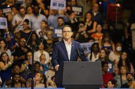 How Shapiro Lost Out to Walz in the Race to Be Harris’s VP Pick Shapiro