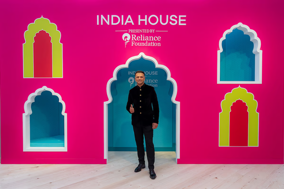 tour of India house in Paris 2024