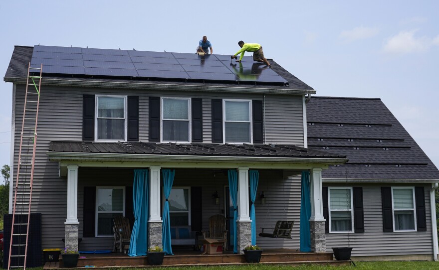 Thinking about rooftop solar? 4 things to consider and how to protect yourself