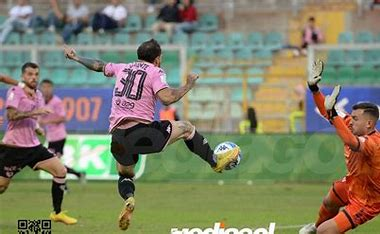 Calcio: Attacco anemico, il Palermo s’arrende alla Carrarese 2024 best