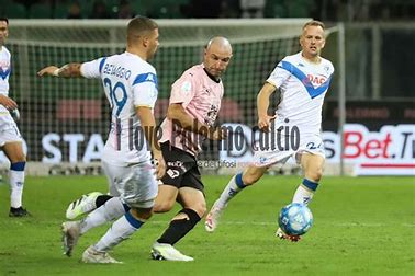 Carrarese-Palermo 1-0, le pagelle: per Gomes gaffe imperdonabile, Henry delude 2024 best