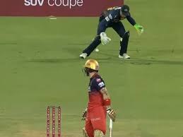 Jos Buttler Left Red